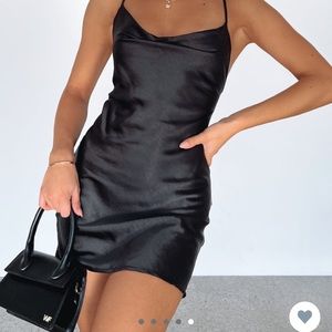 White fox Chain of hearts mini dress in olive